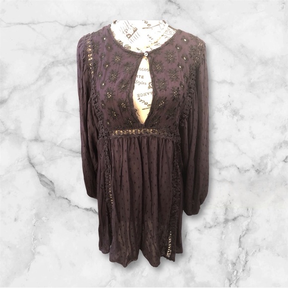 Free People Large Plum Keyhole Front Embroidered Women's Top Puff Sleeves L/S - Picture 1 of 5